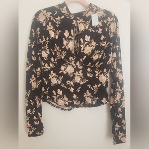 Medium Free People Black and Floral Blouse